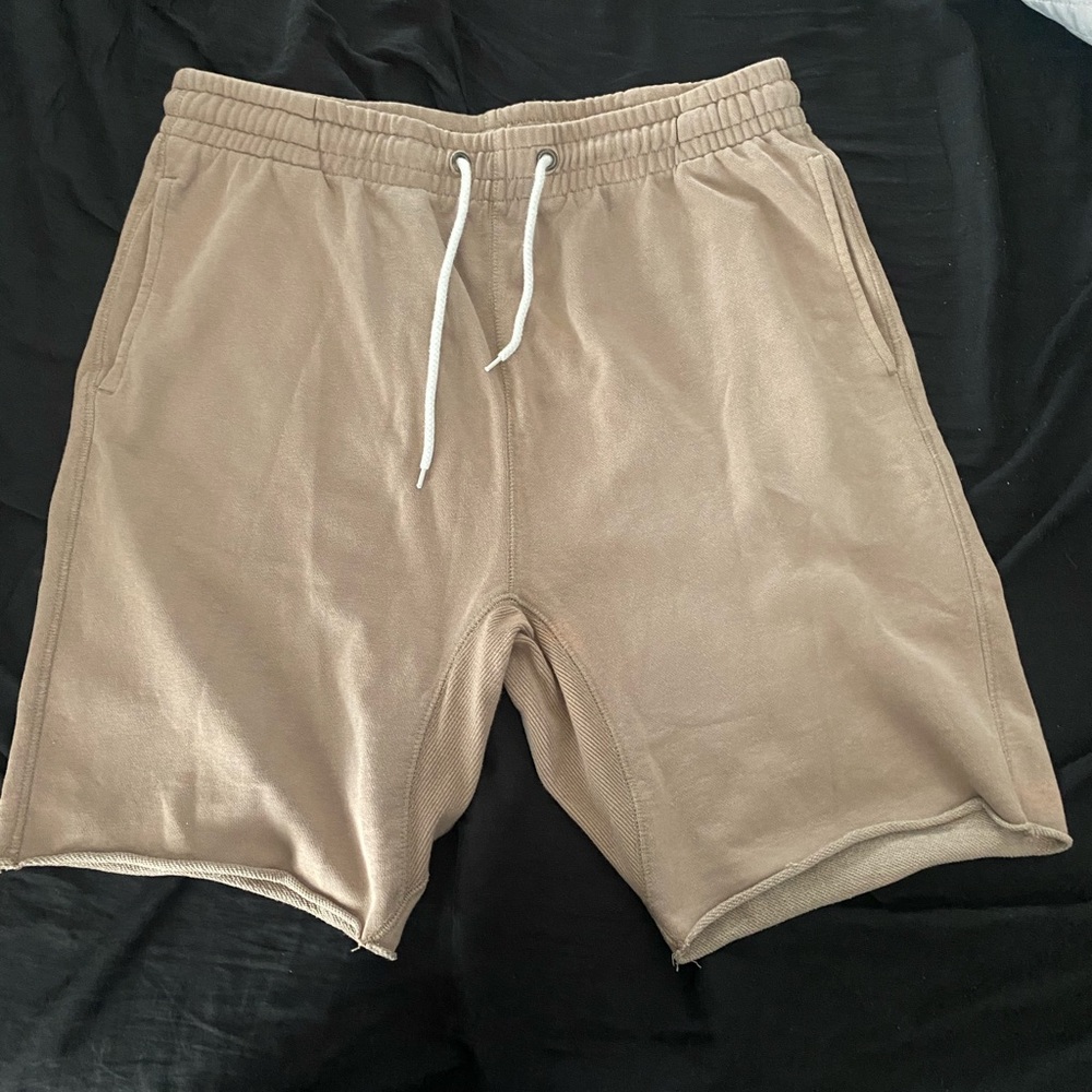 Urban outfitters size large taupe shorts